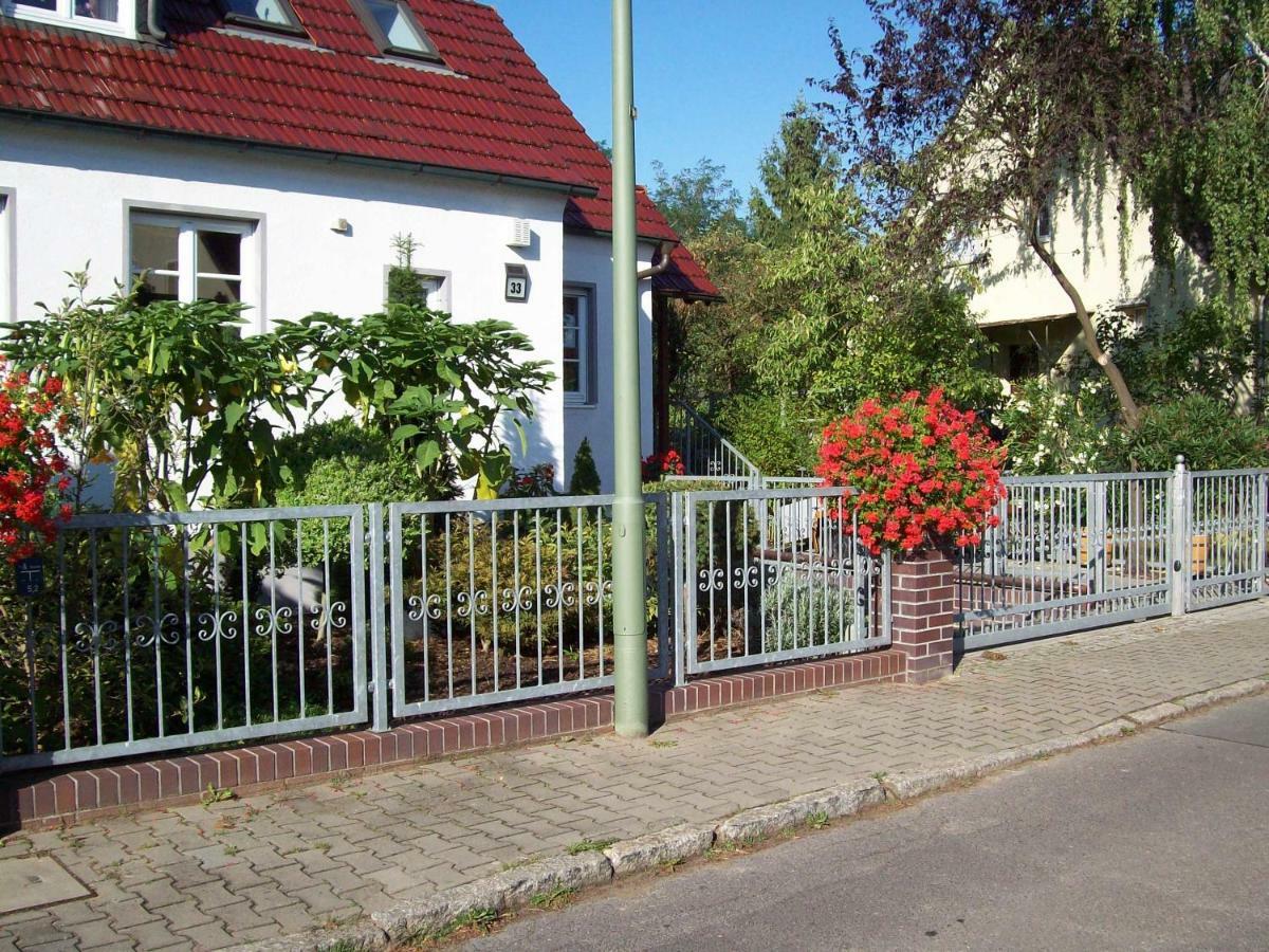 Cottage Near Centrum, Paradise Berlin Exterior photo
